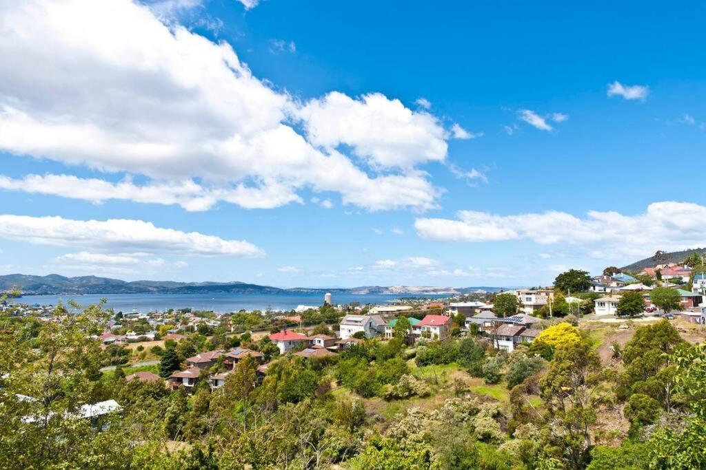 Lovely Brick Cottage With Amazing Water View โฮบาร์ต ภายนอก รูปภาพ